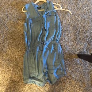 💙😇NEVER BEEN WORN JEAN ROMPER